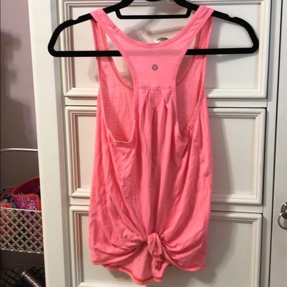 Lululemon tie back tank. - Picture 2 of 3
